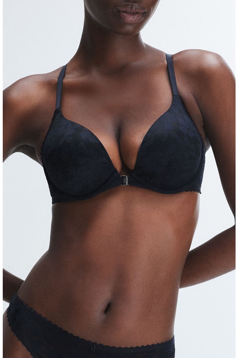 Lavish Lace Front Closure Lace Push-Up Bra, Main, color, BLACK CAVIAR