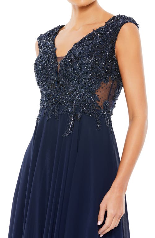 Mac Duggal Appliqued Cap Sleeve Bodice Flowy Gown In Navy