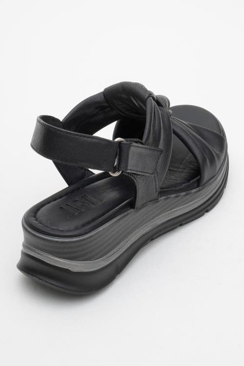 Forever & Always Shoes Oara Leather Sandal In Black