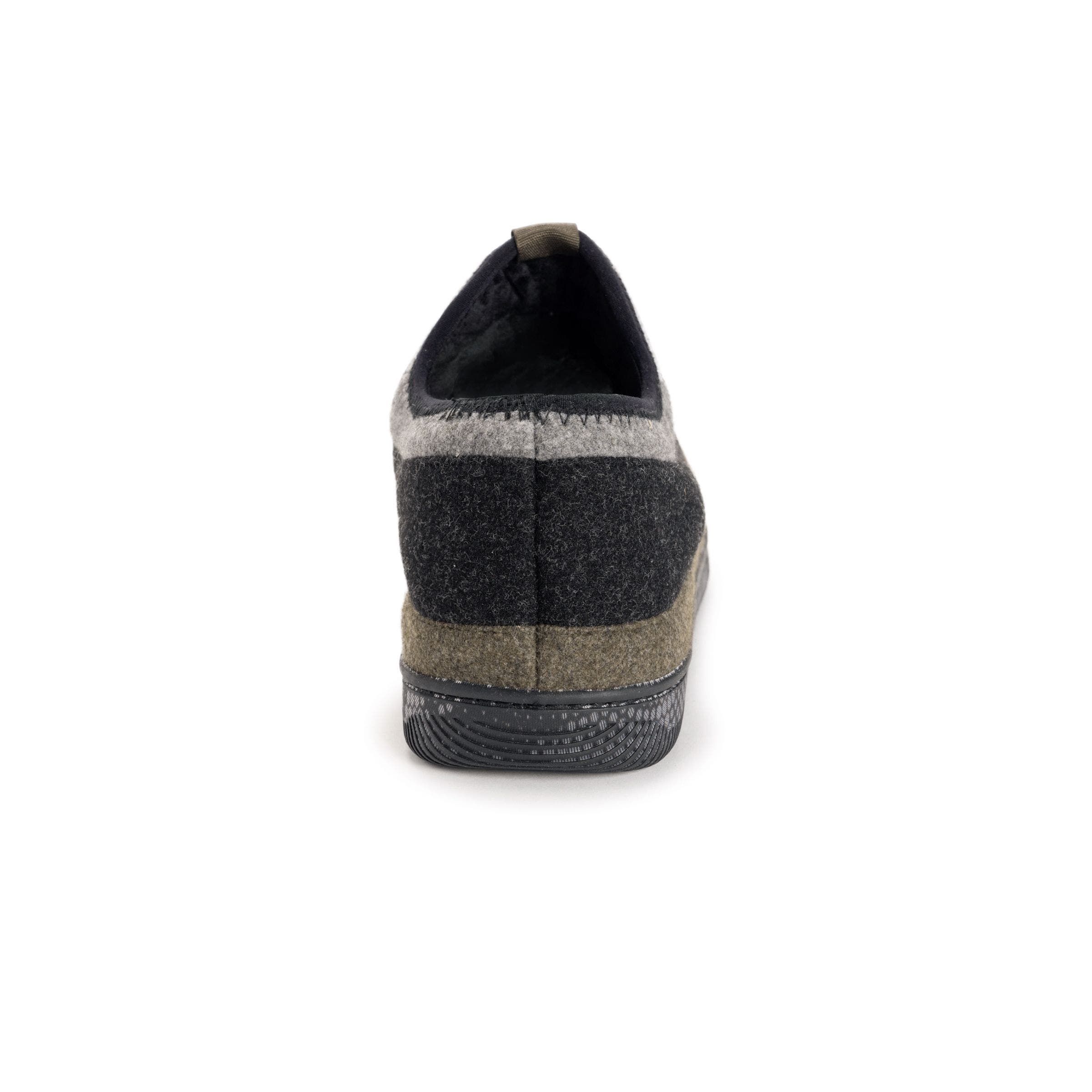 MUK LUKS Bennett Full Foot Slip on Slipper, Alternate, color, Black