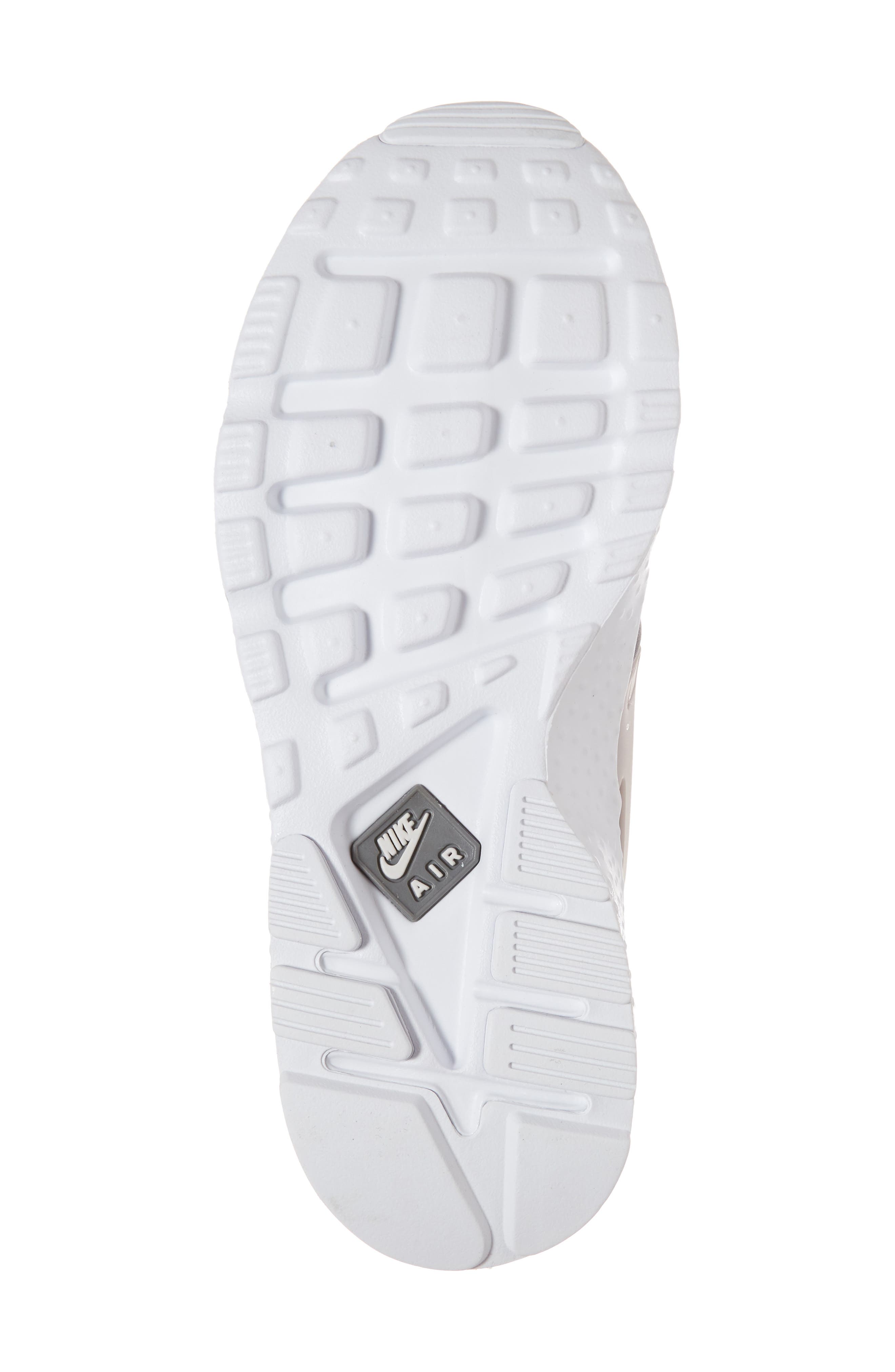 Nike Air Huarache Sneaker, Alternate, color, 