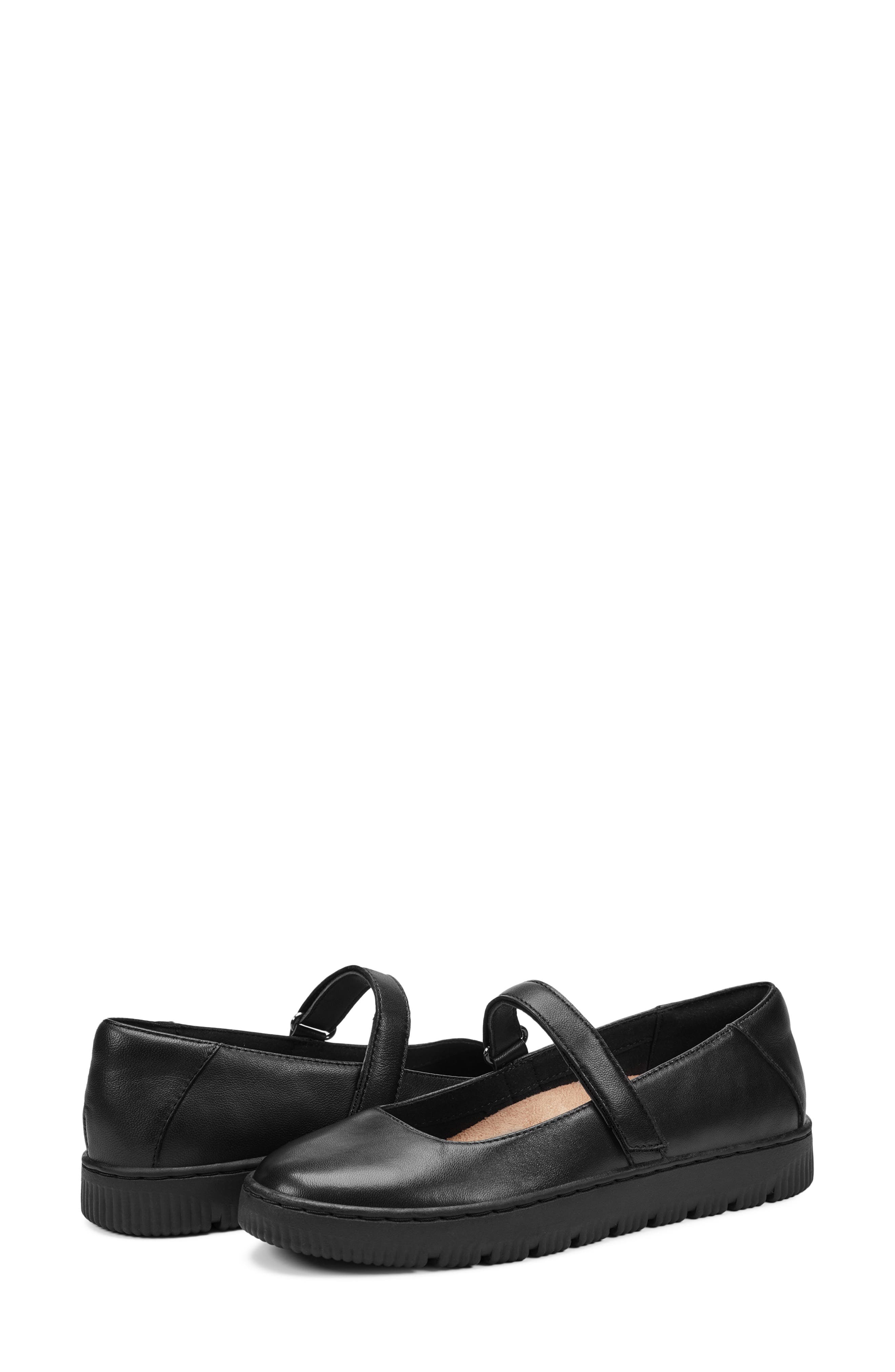 Easy Spirit Kyliee Mary Jane Flat, Alternate, color, Black