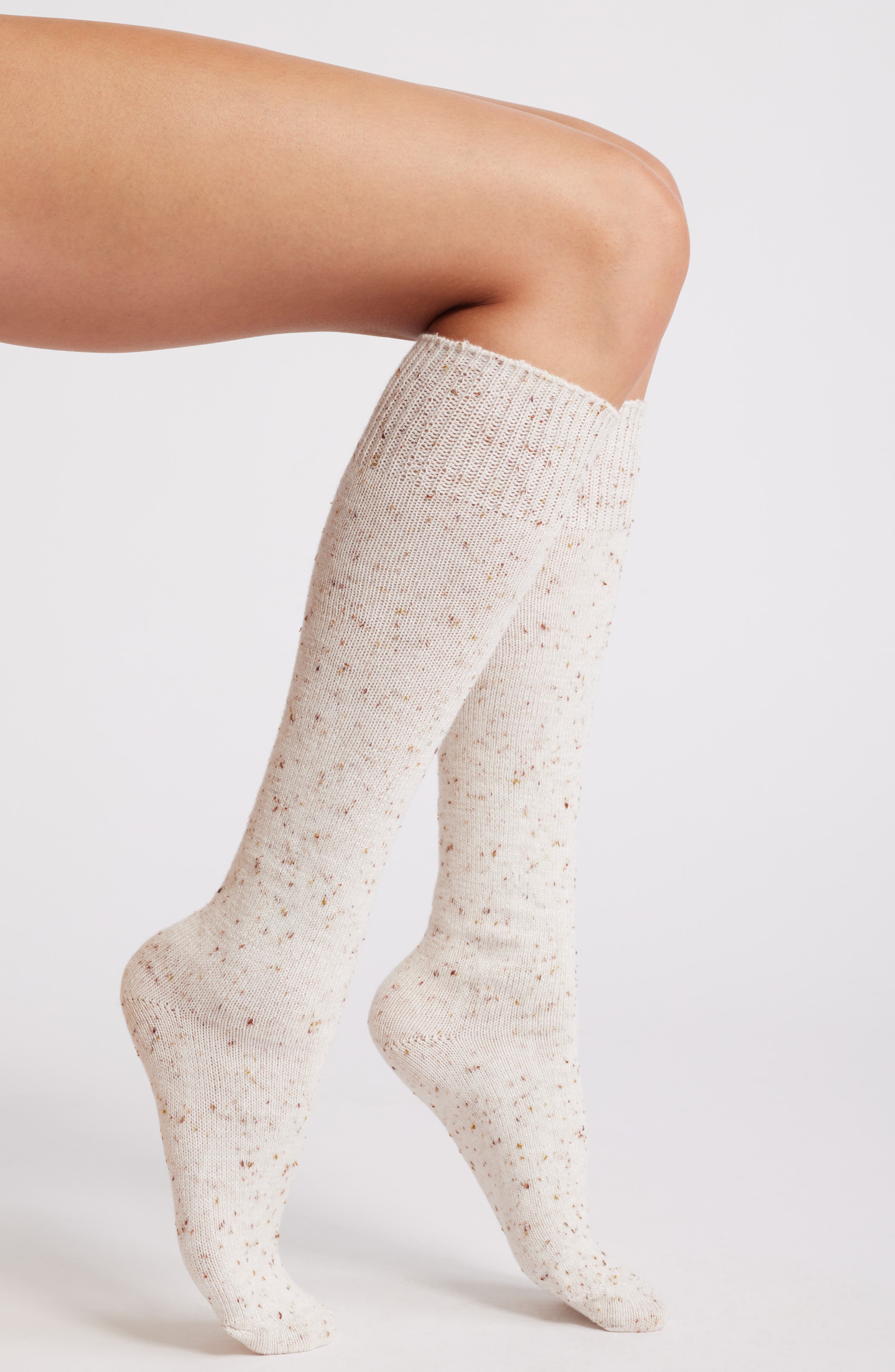 Hue Tweed Knee High Socks in Ivory 
