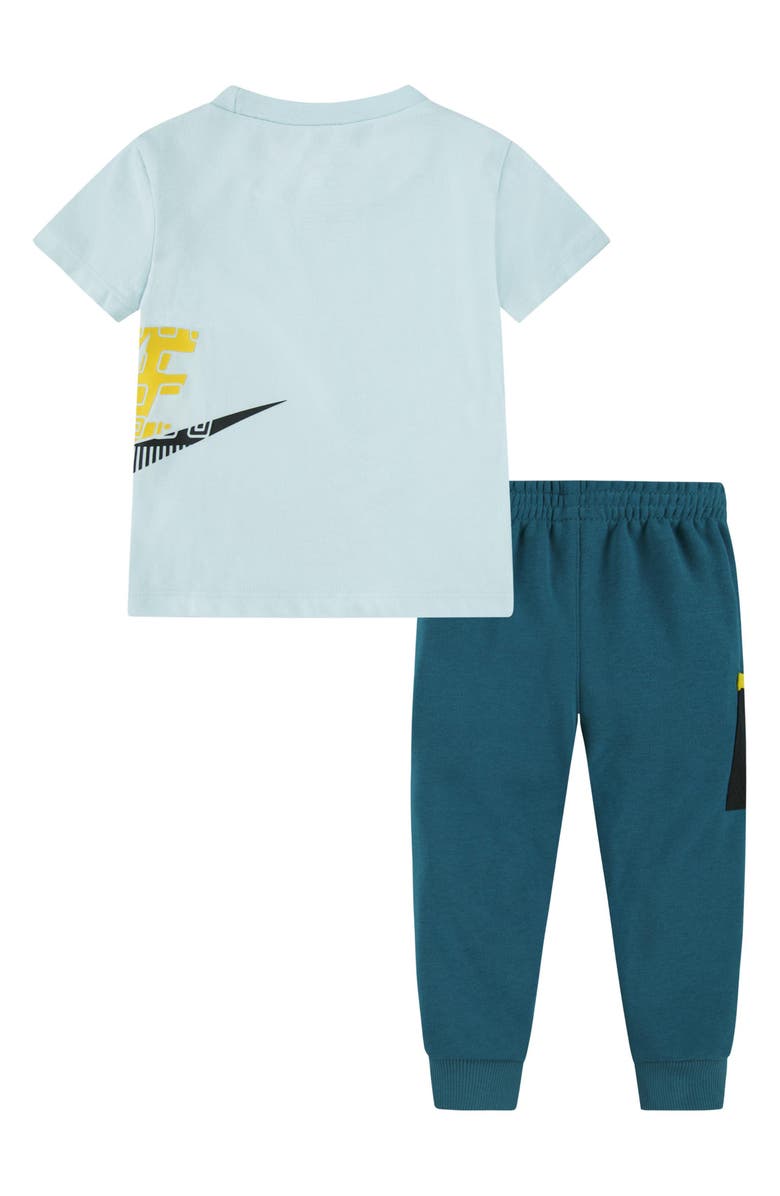 Nike Graphic T-Shirt & Joggers Set, Alternate, color, 
