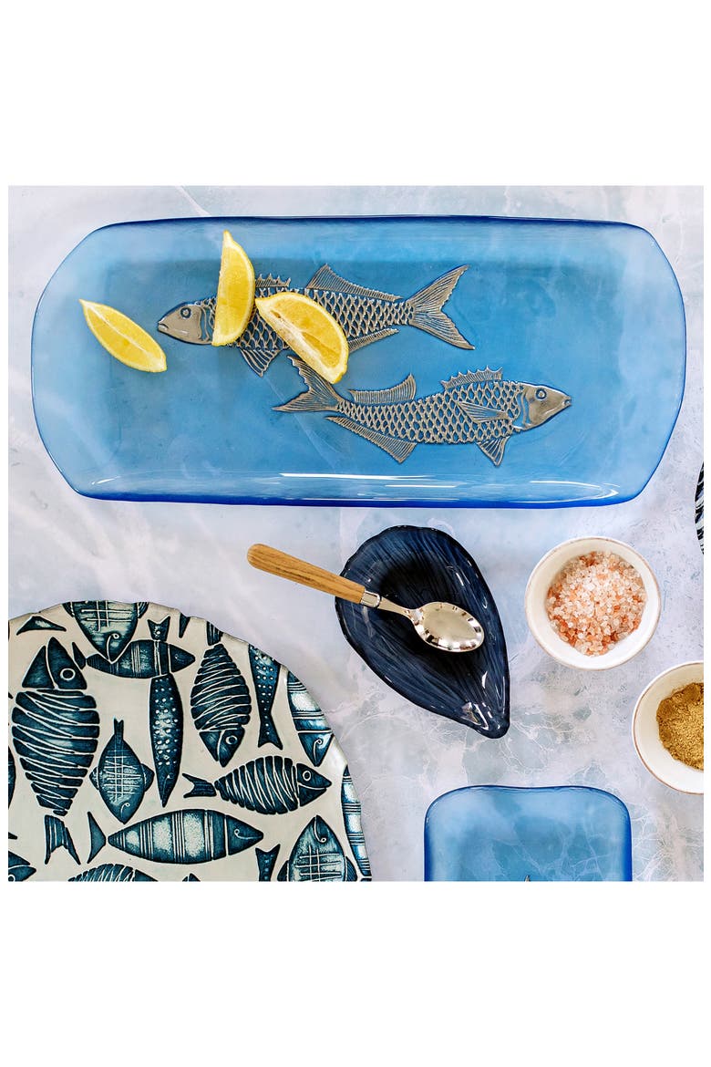 Isola Medium Glass Serving Tray, Alternate, color, BLUE