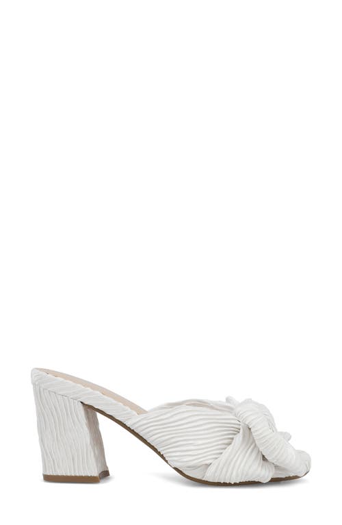 Mia Mechelle Slide Sandal In White