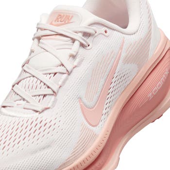 Vomero 18 Running Shoe