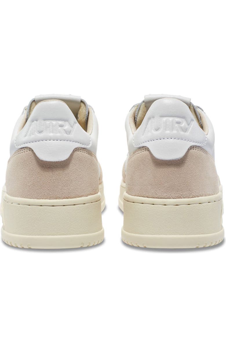 AUTRY Medalist Low Sneaker, Alternate, color, White W/ White