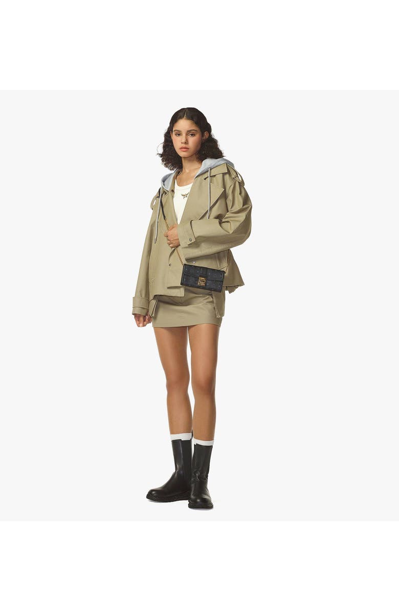 MCM Tracy Chain Wallet in Visetos, Alternate, color, Black