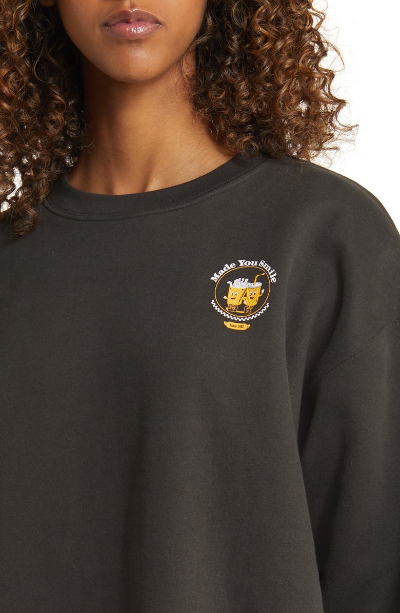 THE MAYFAIR GROUP Made You Smile Graphic Sweatshirt, Alternate, color, 