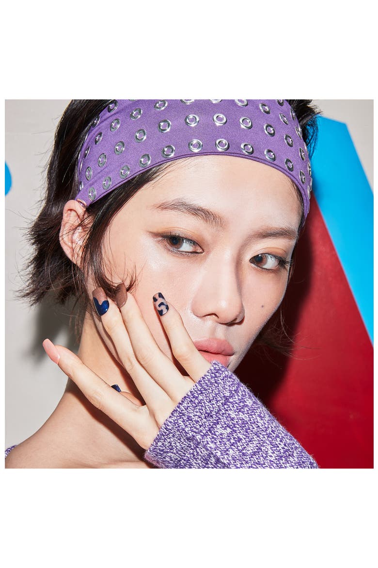 Makeup Collection 02, Alternate, color, Enchanting, soft greige 04