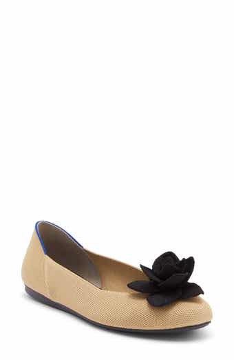 The Petal Square Flat