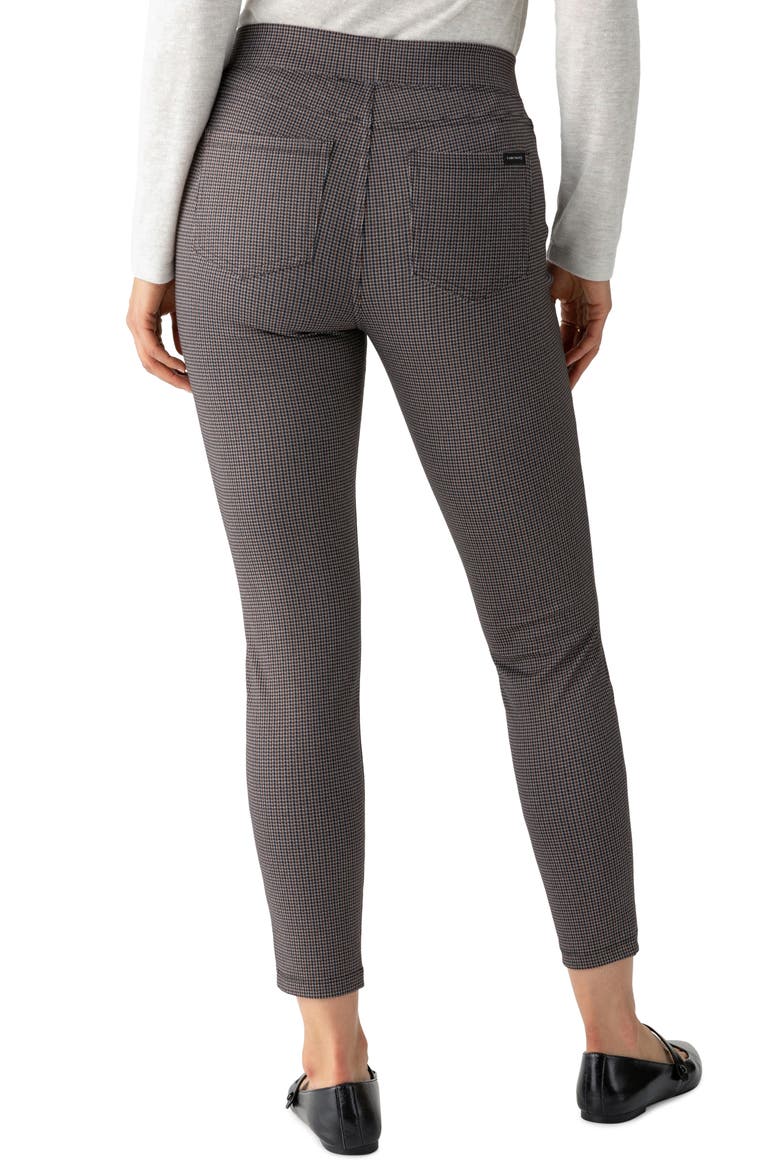 Runway High Waist Skinny Pants, Alternate, color, NVMP