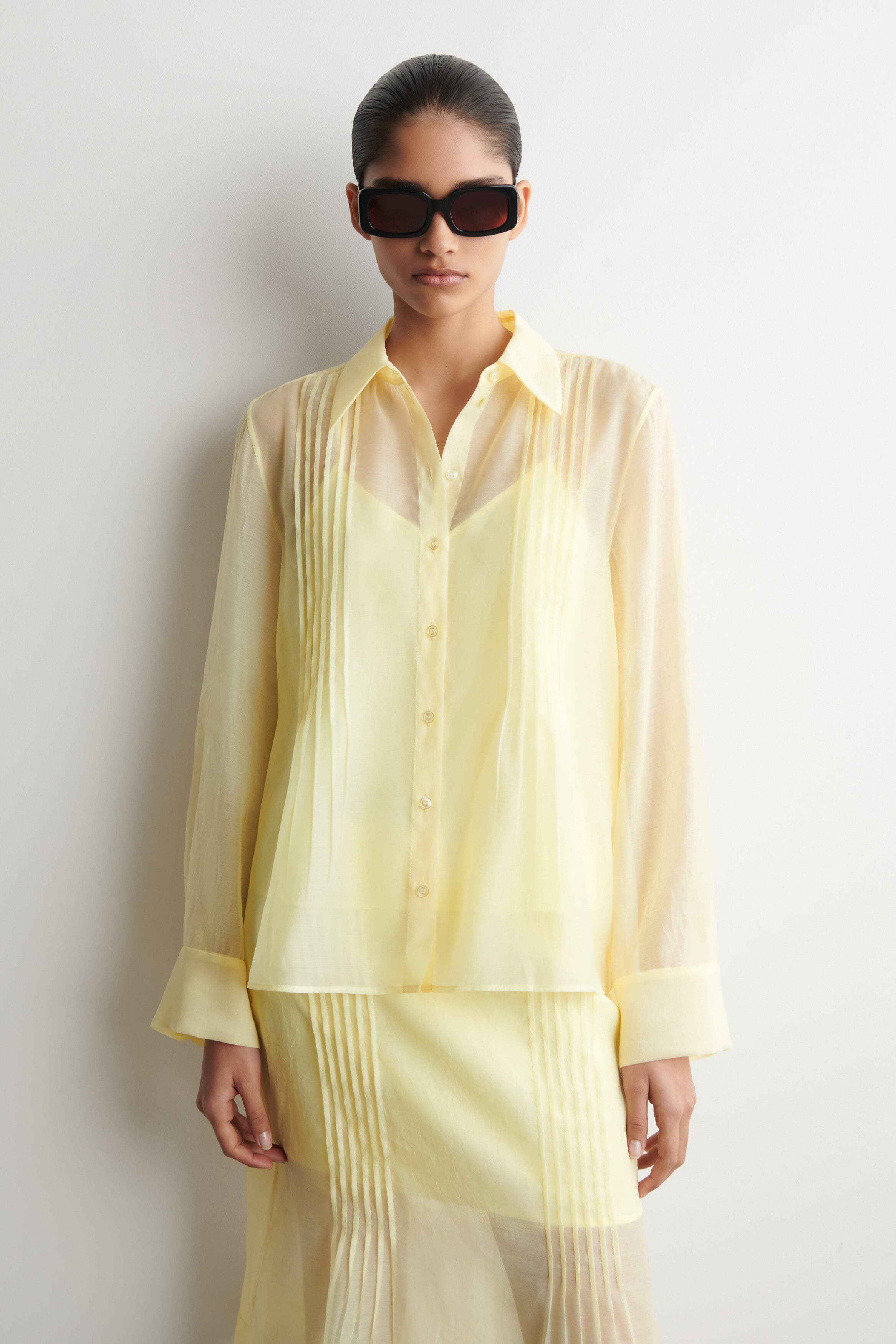 selected YELLOW