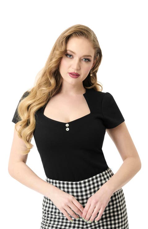 Pentagon Collar Knit Top