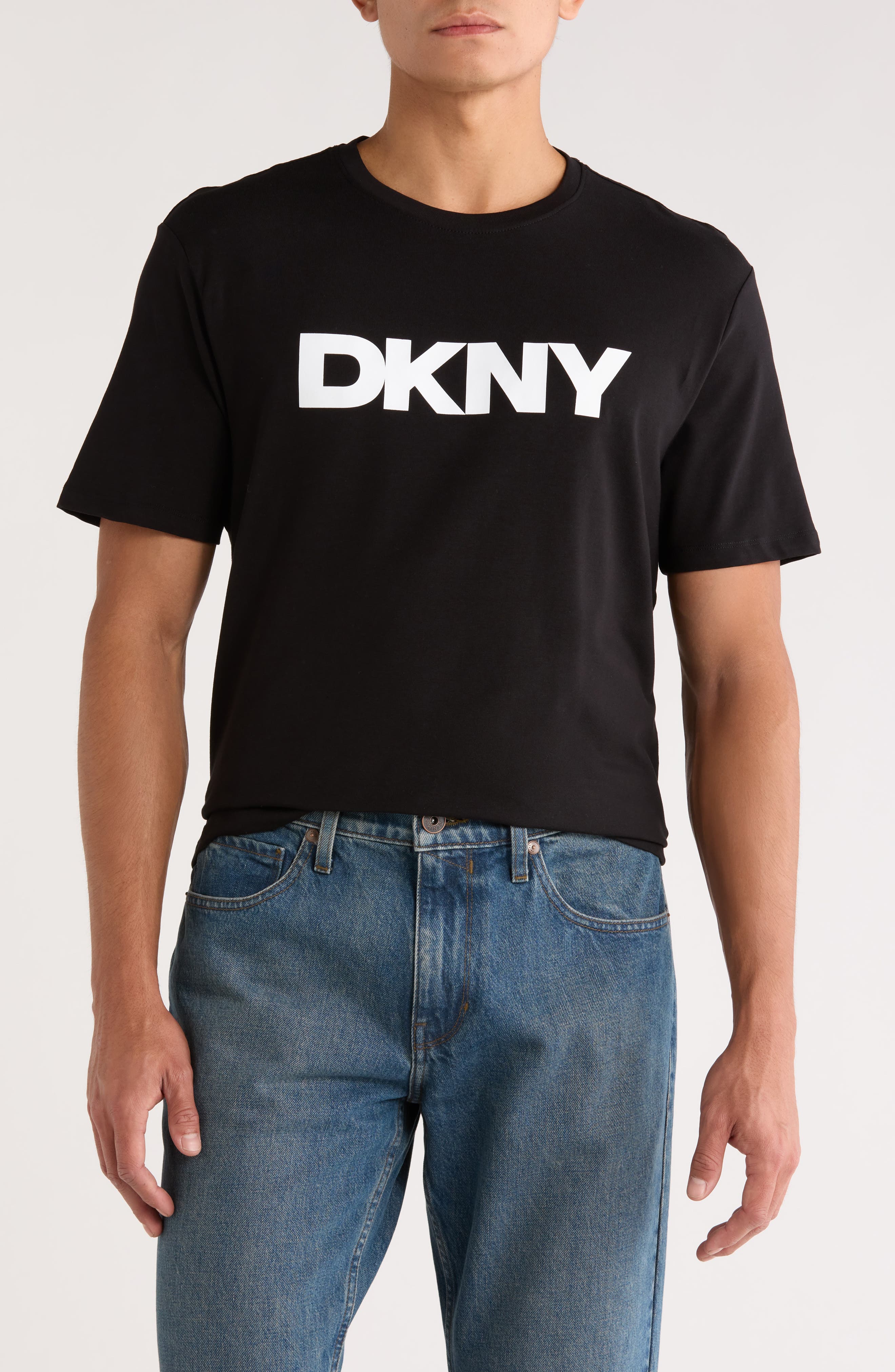 DKNY SPORTSWEAR Hero Logo Graphic T-Shirt