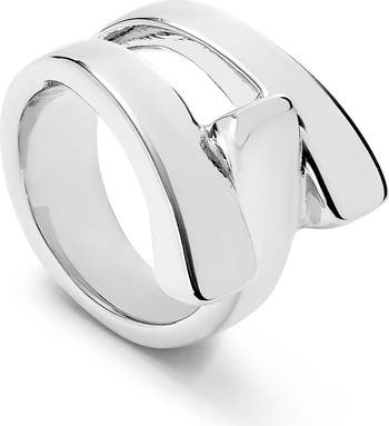 Curved Ring