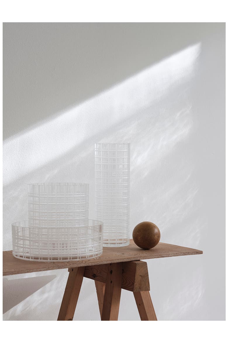 Medium Cut in Number Checker Vase, Alternate, color, NO COLOR