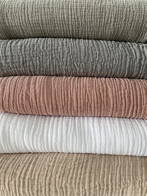 Anaya Crinkled Turkish Cotton Oversized Cuddle Blanket In Bright White