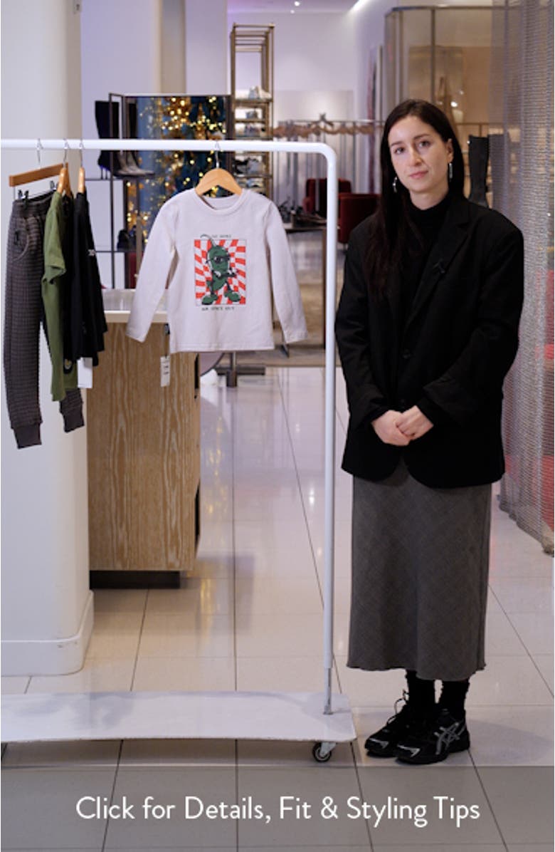 Kids
 Mr Spice Graphic T-Shirt, sales video thumbnail