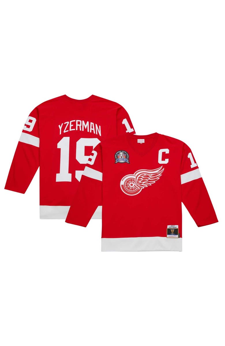 Mitchell & Ness Men's Mitchell & Ness Steve Yzerman Red Detroit Red Wings Captain Patch 1996/97 Blue Line Player Jersey, Main, color,