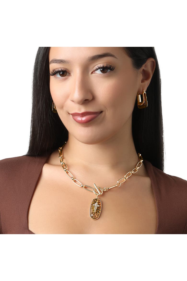 Chunky Toggle Necklace With Cross Pendant, 18", Alternate, color, Brown