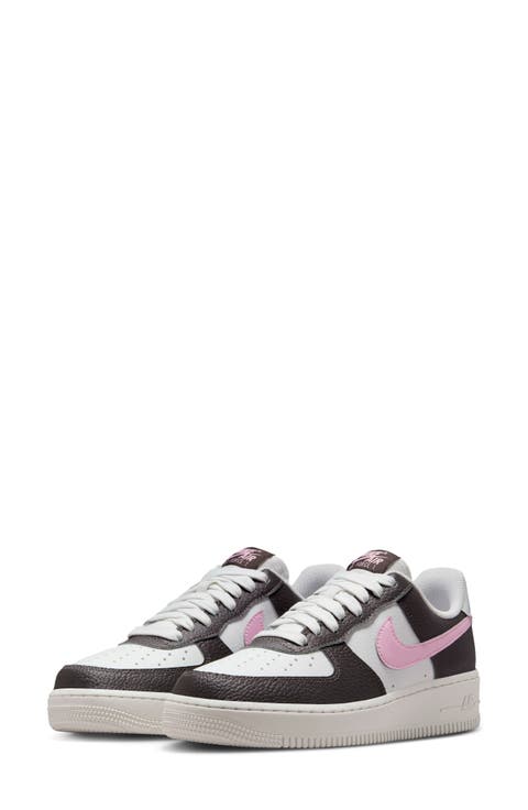 Air Force 1 '07 Basketball Sneaker (Women)