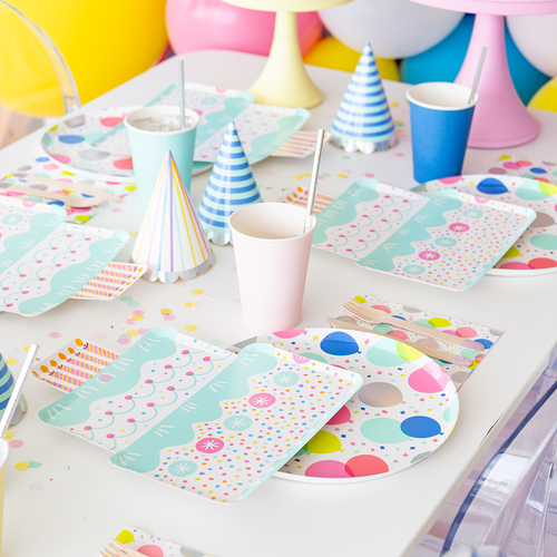 Daydream Society It's A Birthday Balloon Print Large Plates In Assorted Pre-pack