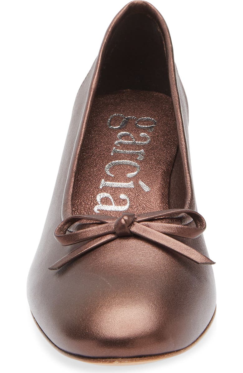 Pedro Garcia Kris Bow Pump, Alternate, color, Dorite Nappa Lame