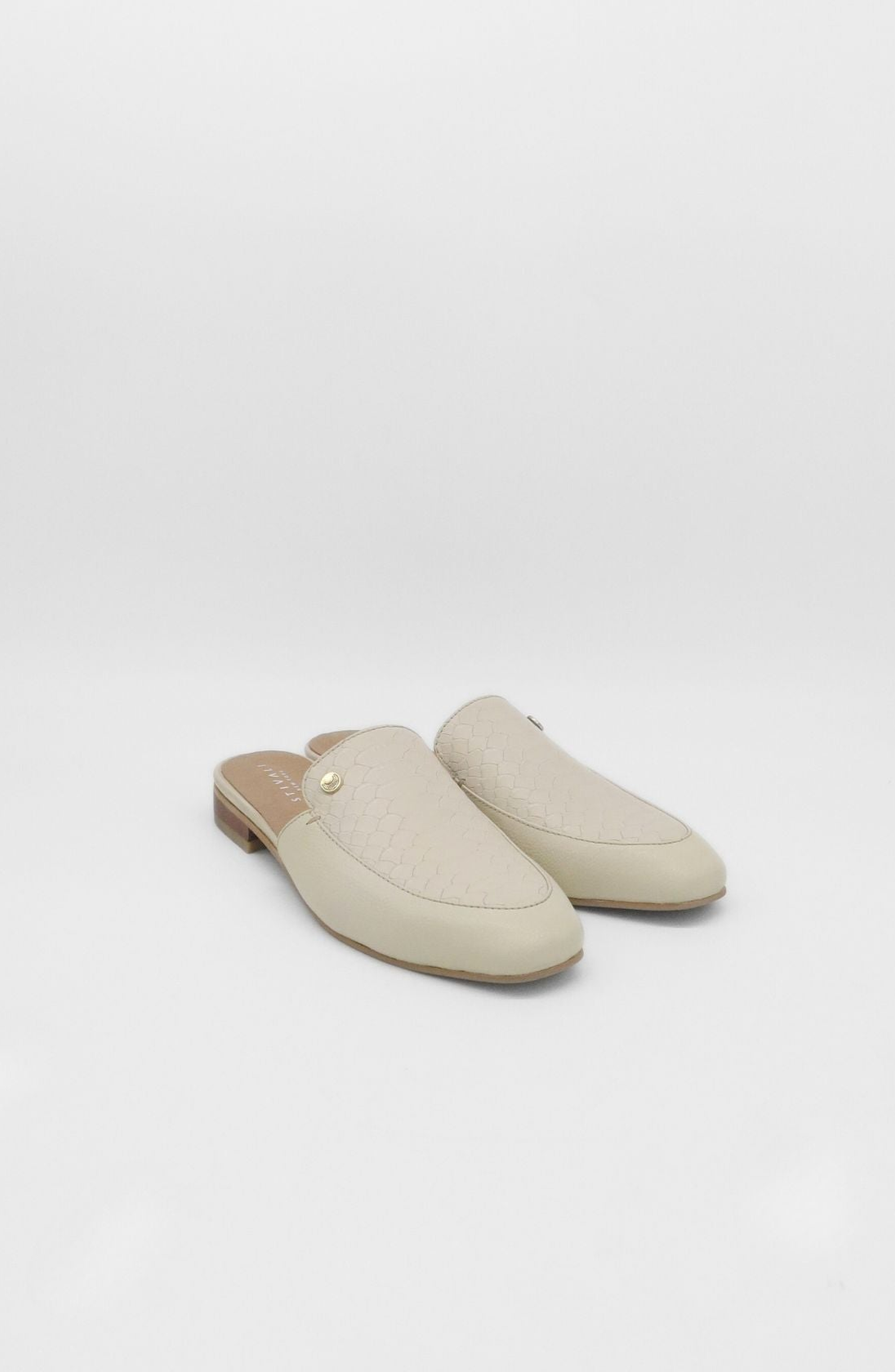 Tenerezza Slip-On Leather Mules, Alternate, color, Off White