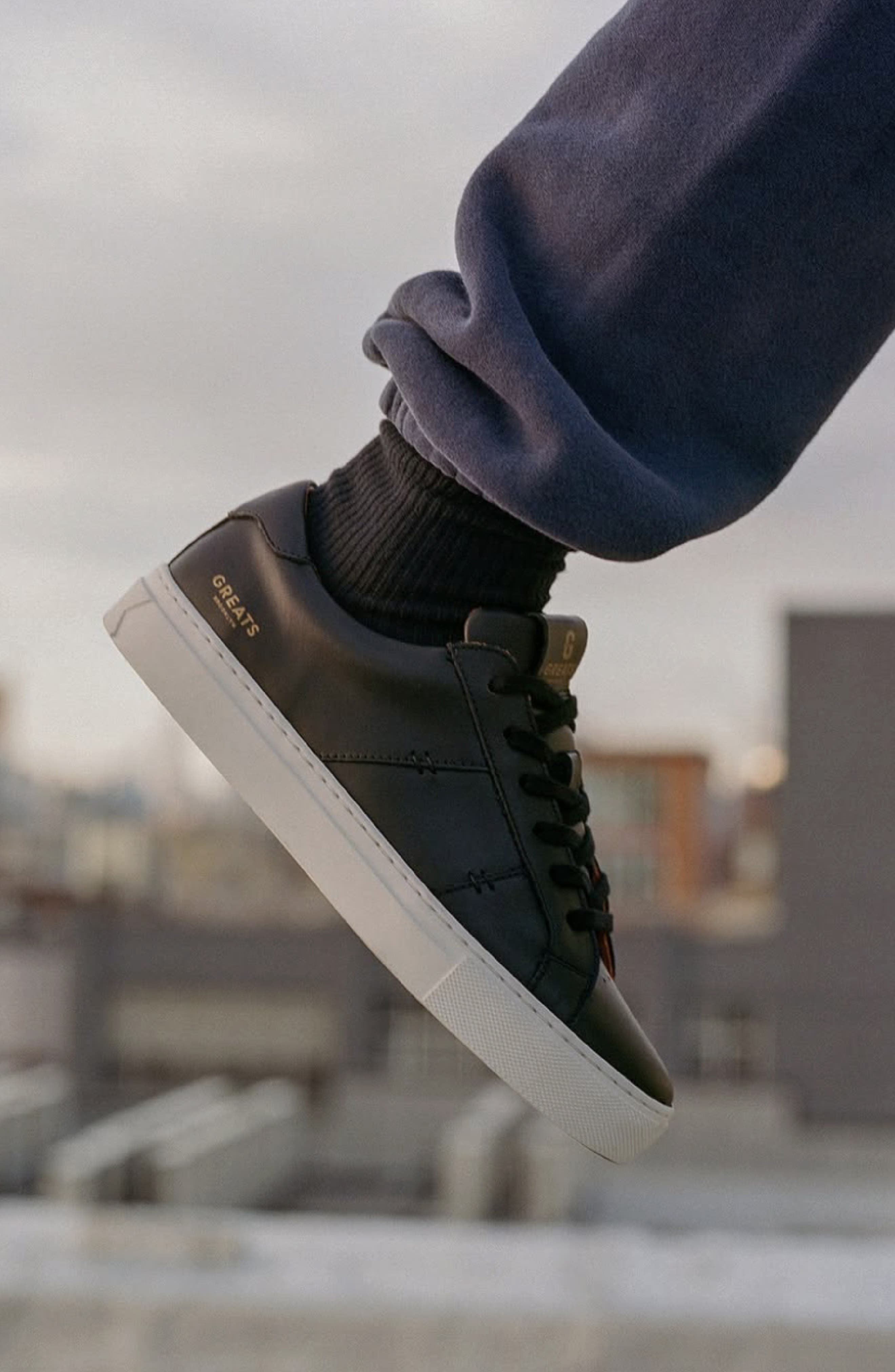 GREATS Royale 2.0 Leather Sneaker, Alternate, color, Nero