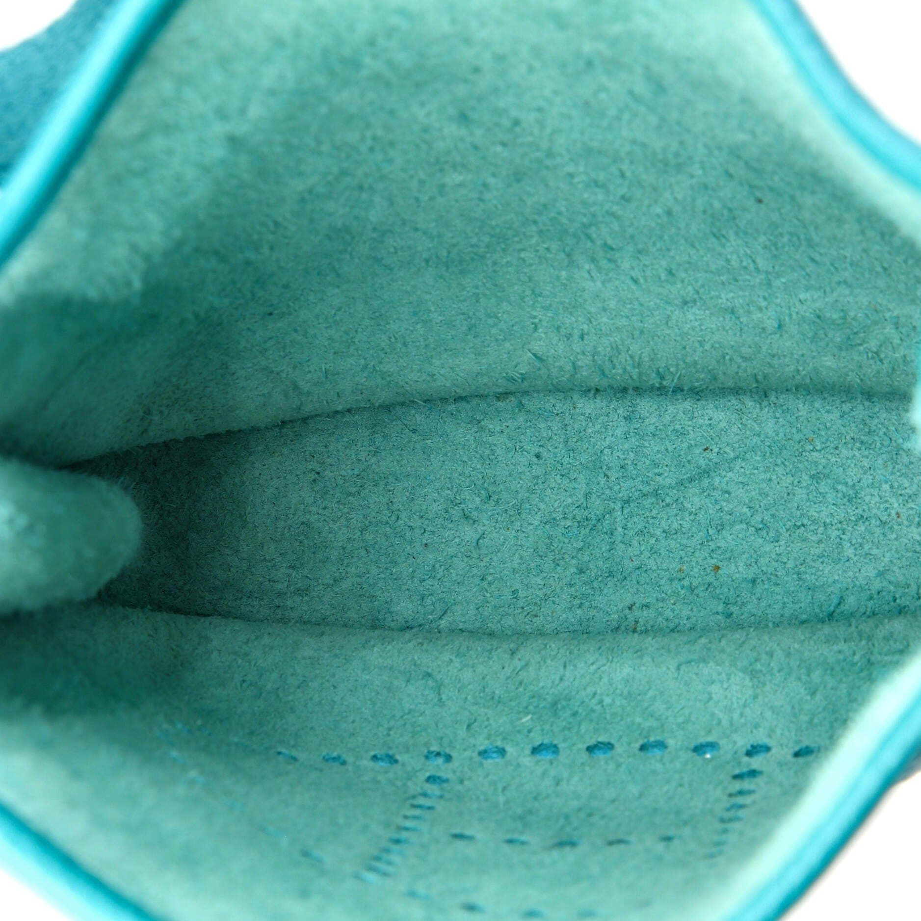 Pre-Owned Hermes Evelyne Bag Gen III Clemence TPM, Alternate, color, Bleu Paon