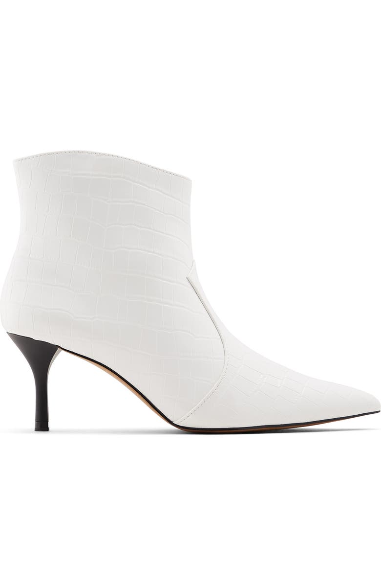 Who What Wear Olivia Kitten Heel Bootie, Alternate, color,