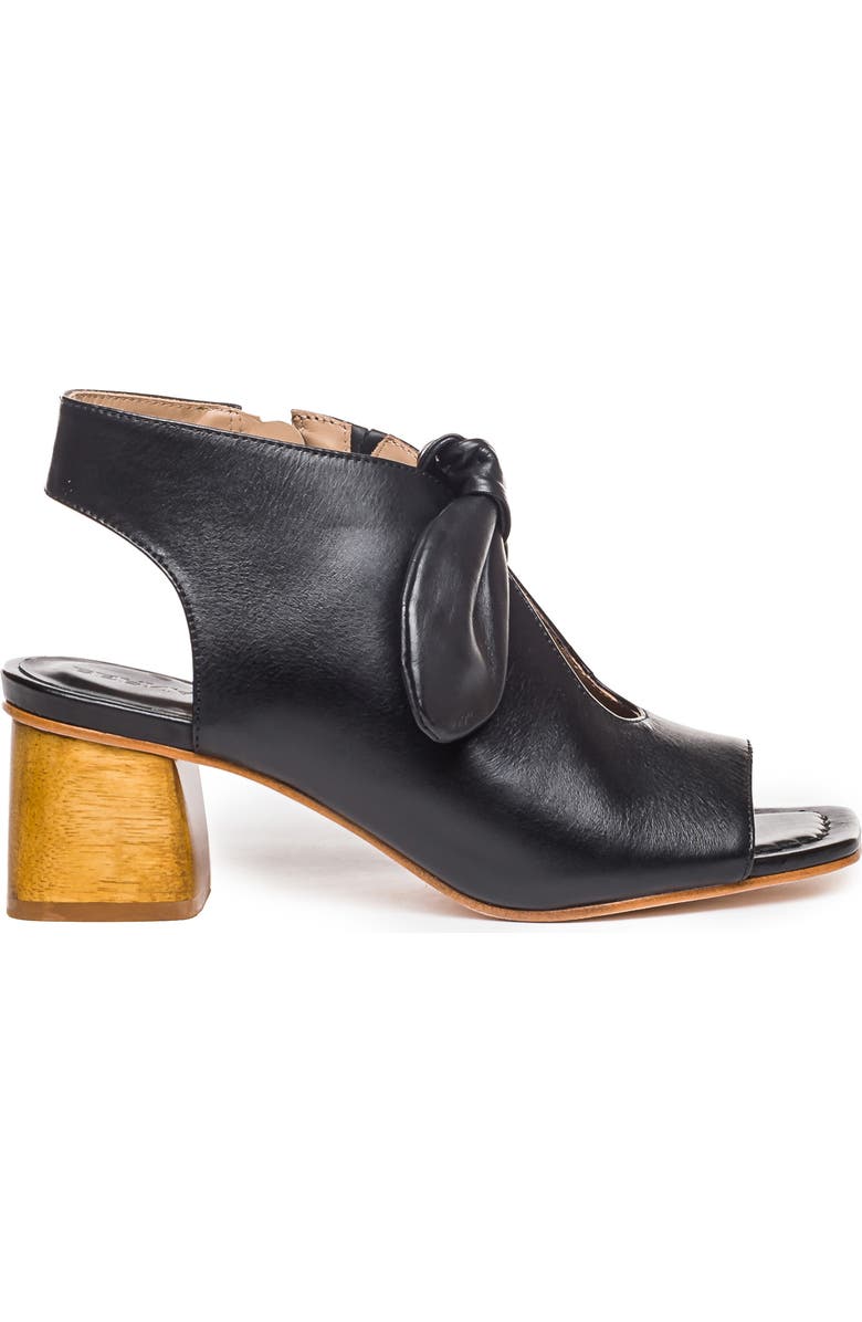 Bernardo Footwear Bernardo Lizzie Sandal, Alternate, color,