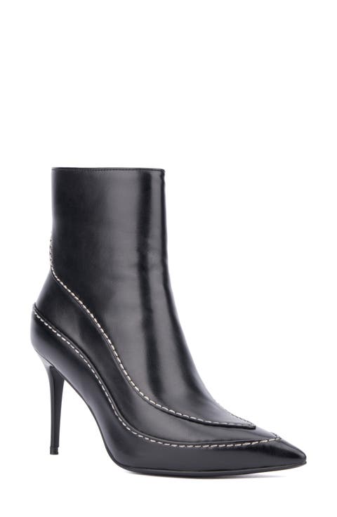 Sophie Pointed Toe Bootie (Women)
