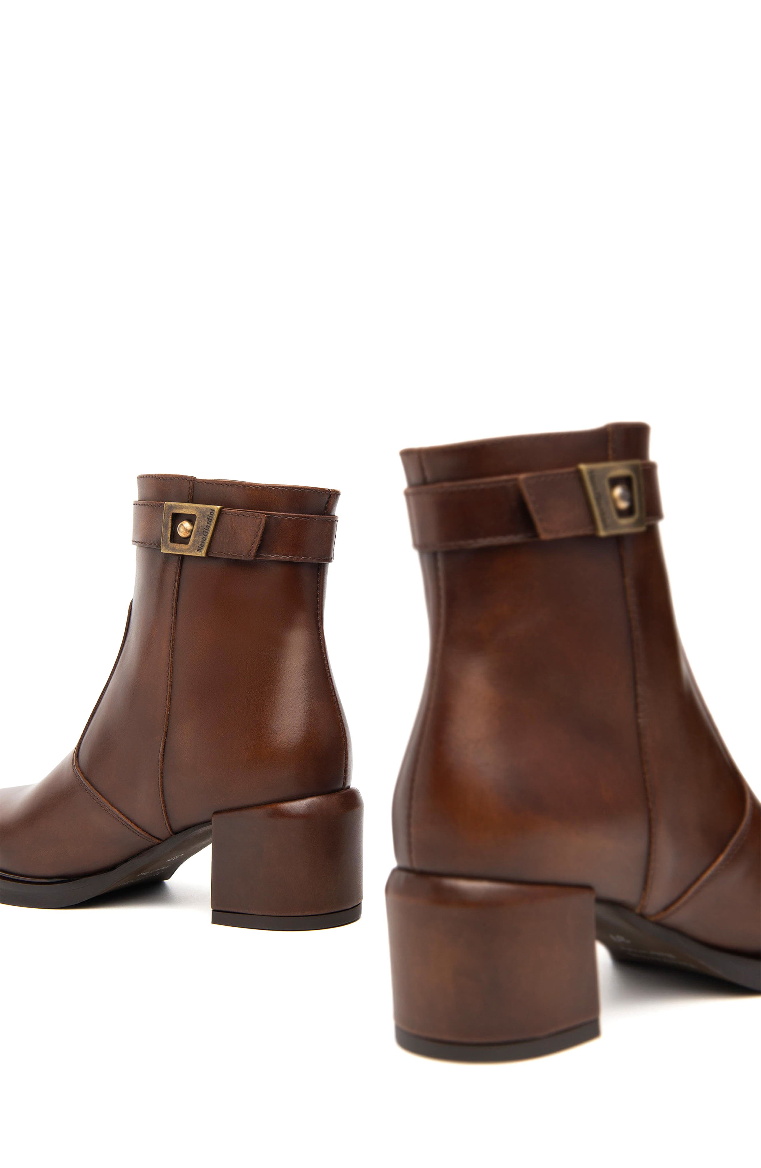 NeroGiardini Block Heel Bootie, Alternate, color, Cognac