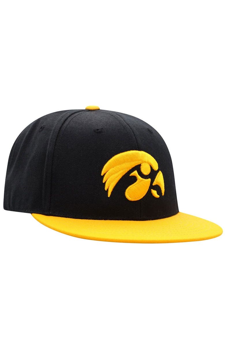 TOP OF THE WORLD Men's Top of the World Black/Gold Iowa Hawkeyes Team Color Two-Tone Fitted Hat, Alternate, color, Black