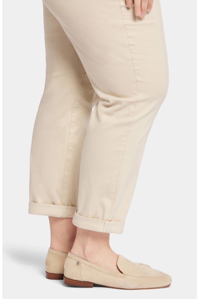Margot High Waist Girlfriend Jeans, Alternate, color, FEATHER