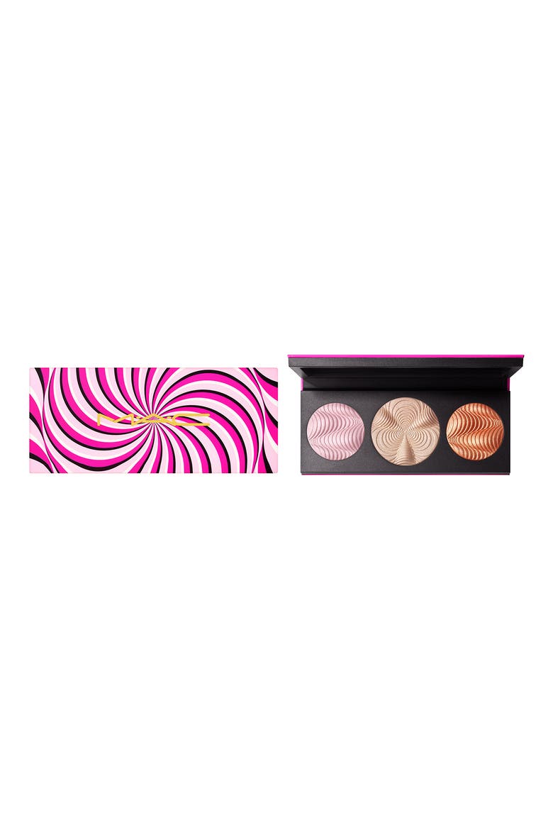 MAC Step Bright Up Extra Dimension Skinfinish Powder Highlighter Palette USD $54 Value, Alternate, color, LIGHT
