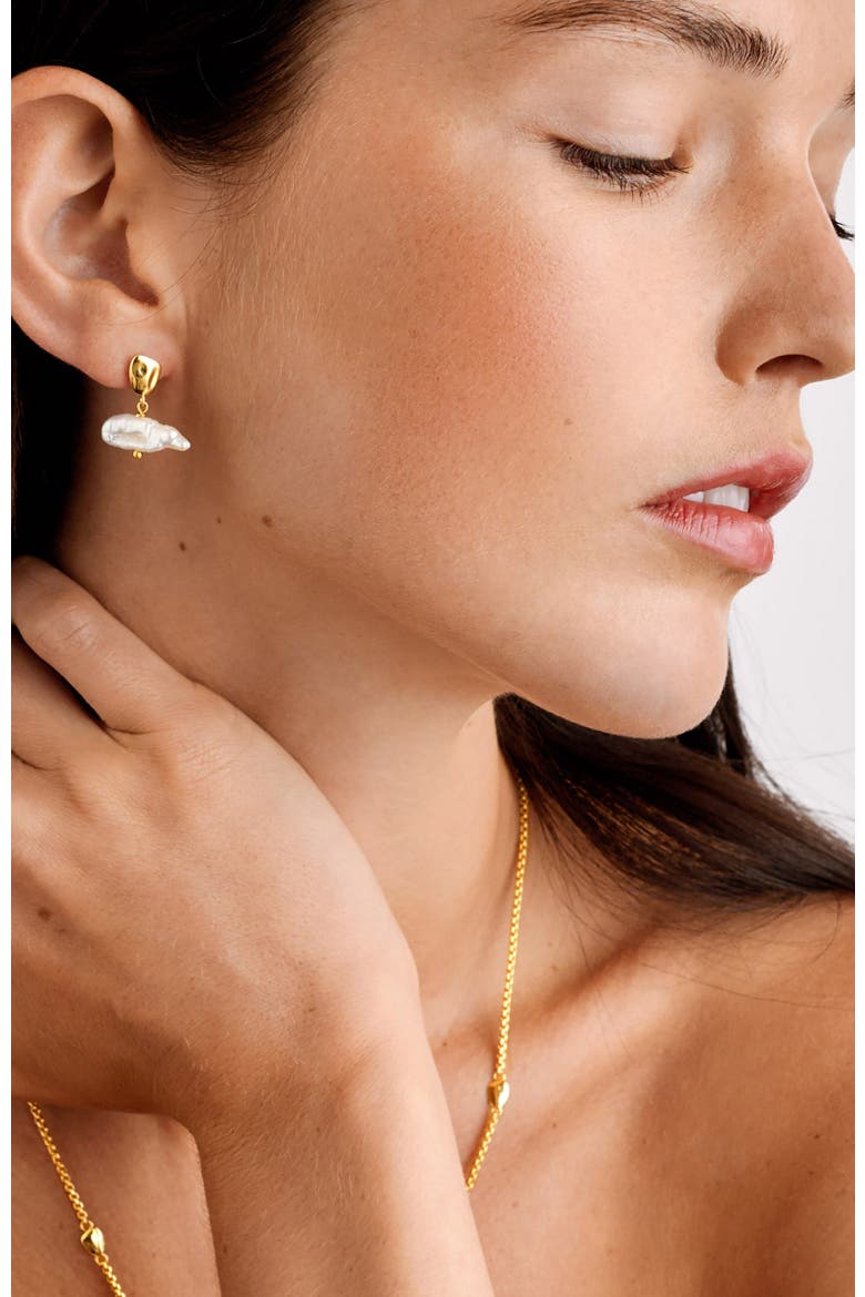 Sol Pearl T-Bar Earrings, Alternate, color, Gold