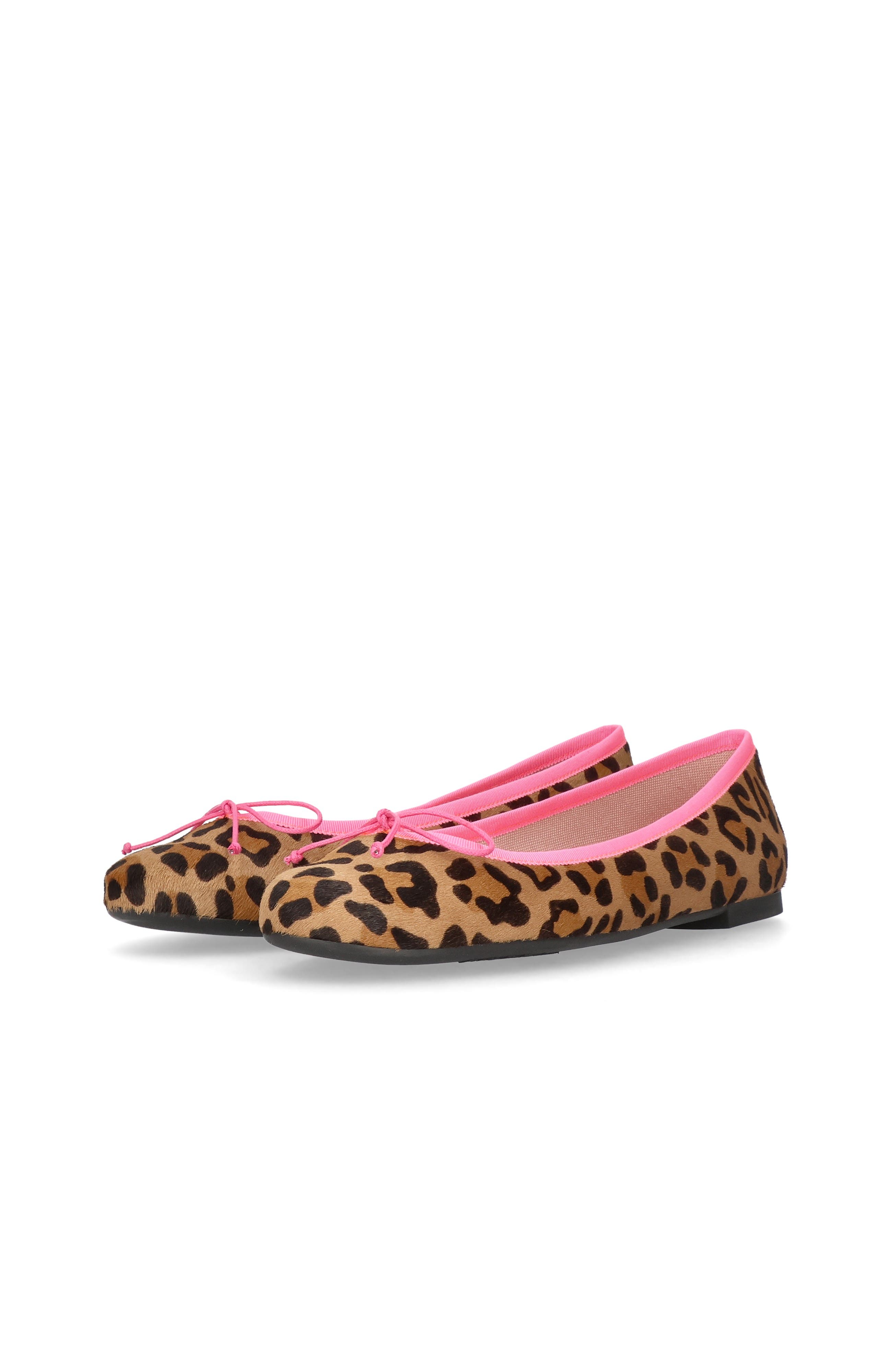 Pretty Ballerinas Round Toe Leopard Ballet Flat, Alternate, color, Black
