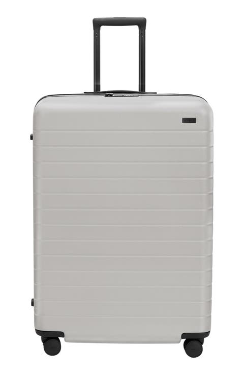 The Large Flex Suitcase