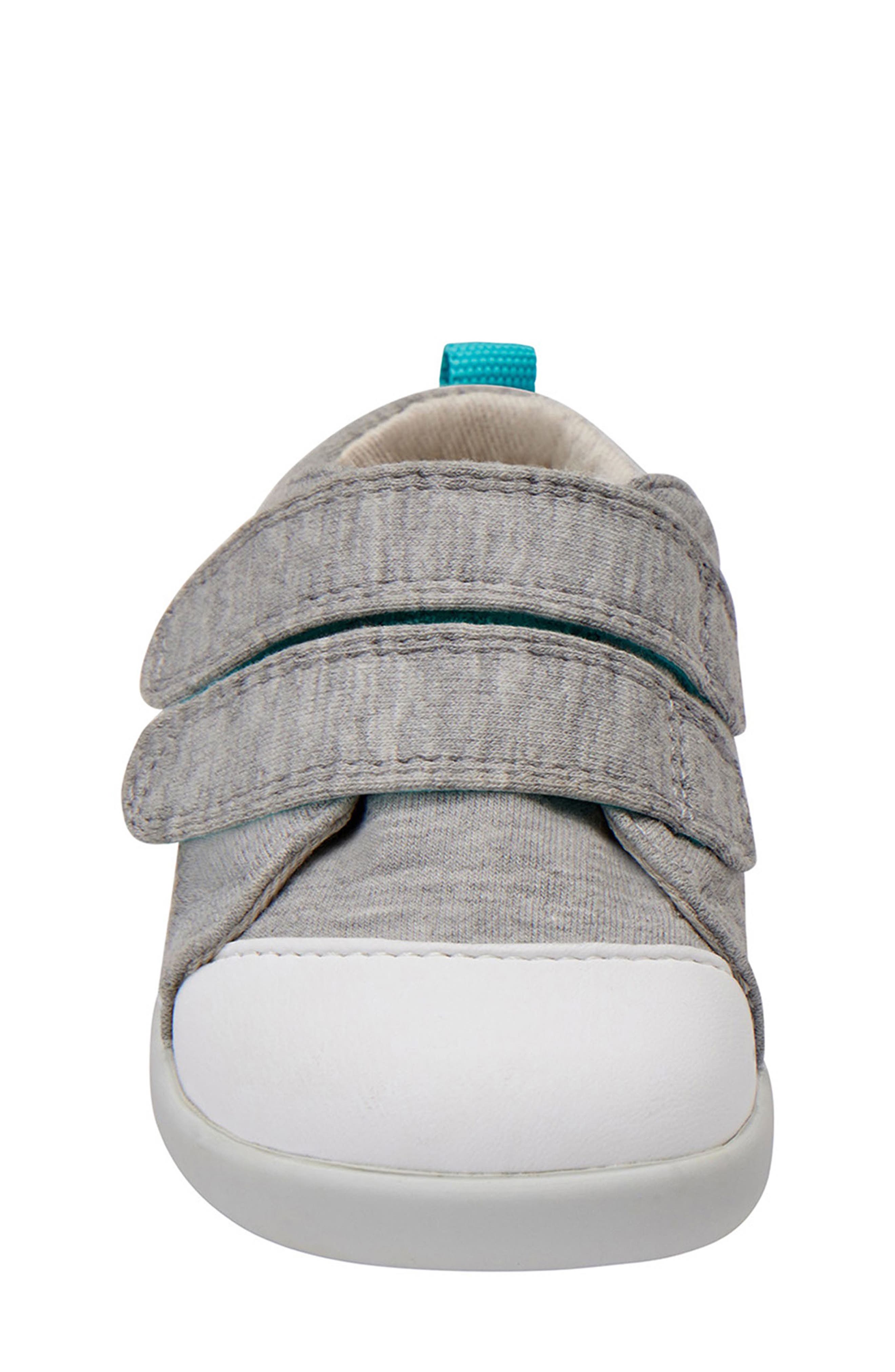 Ten Little First Walkers Sneaker, Alternate, color, Heather Gray