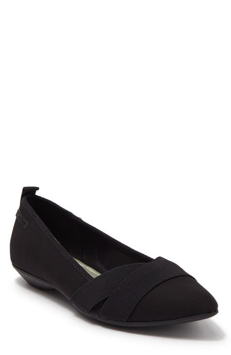 Anne klein pointed shops flats