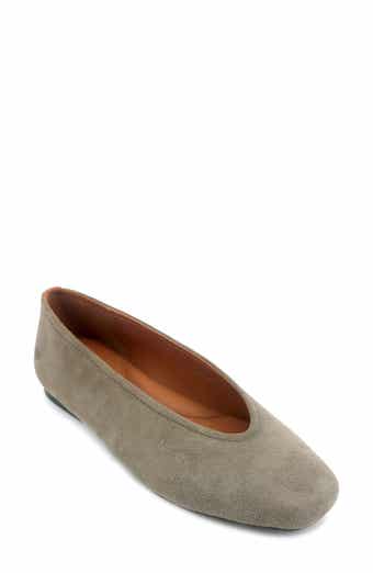 Willow Woven Flat
