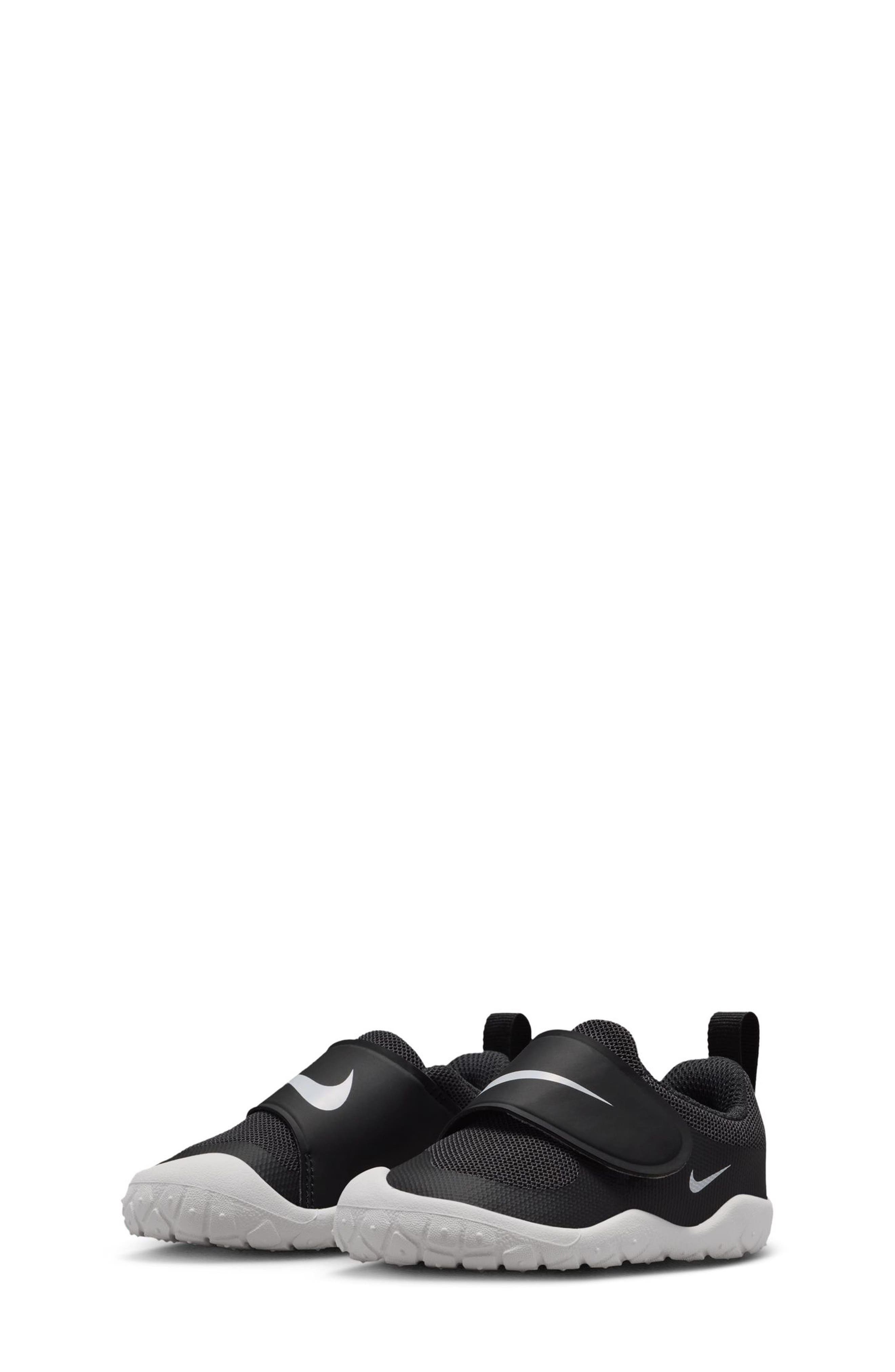 Nike Kids' Swoosh 1 Essential Sneaker, Alternate, color, 001 Black/White