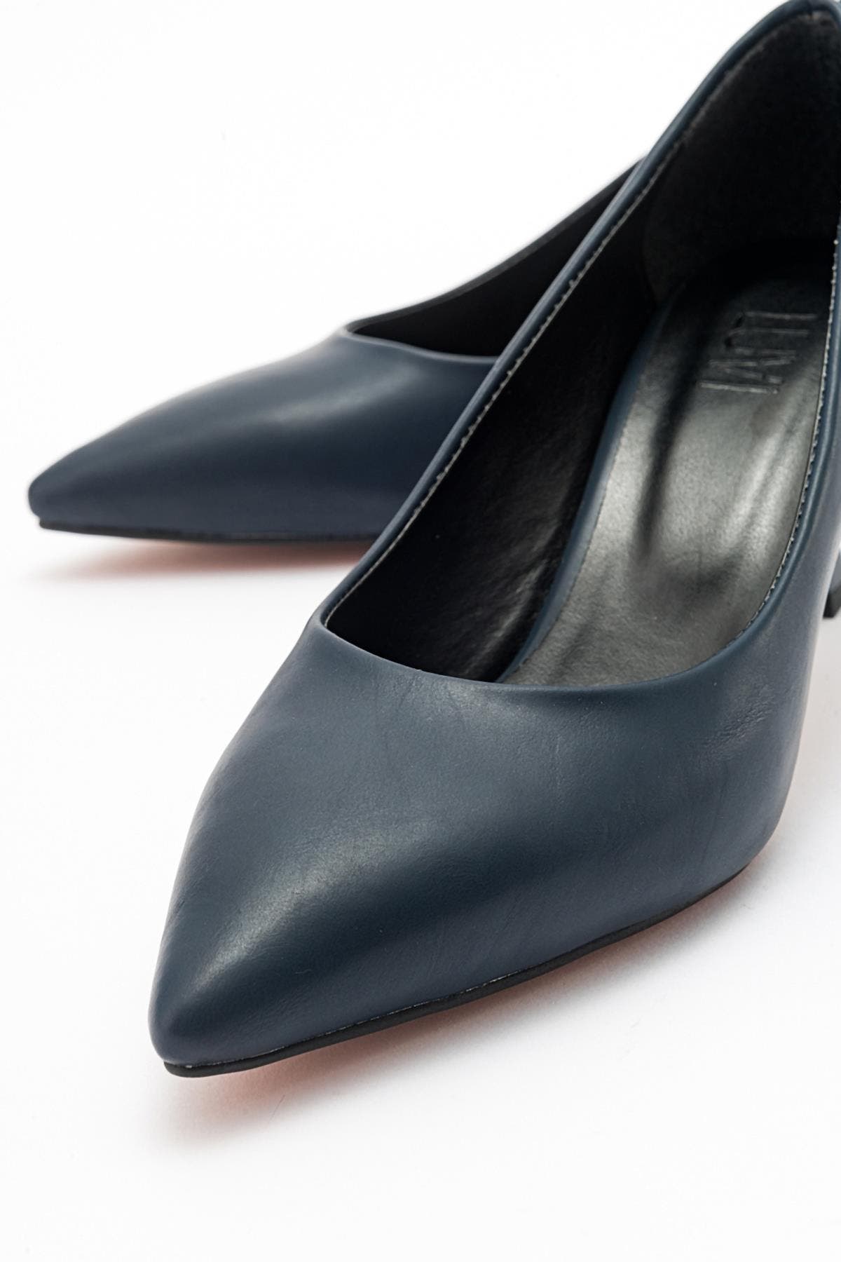 Pedra Pointed Toe Pump, Alternate, color, Navy