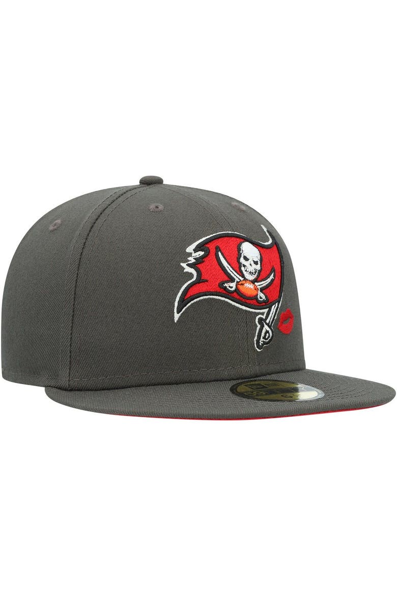 Men's New Era Pewter Tampa Bay Buccaneers Lips 59FIFTY Fitted Hat, Alternate, color, Pewter