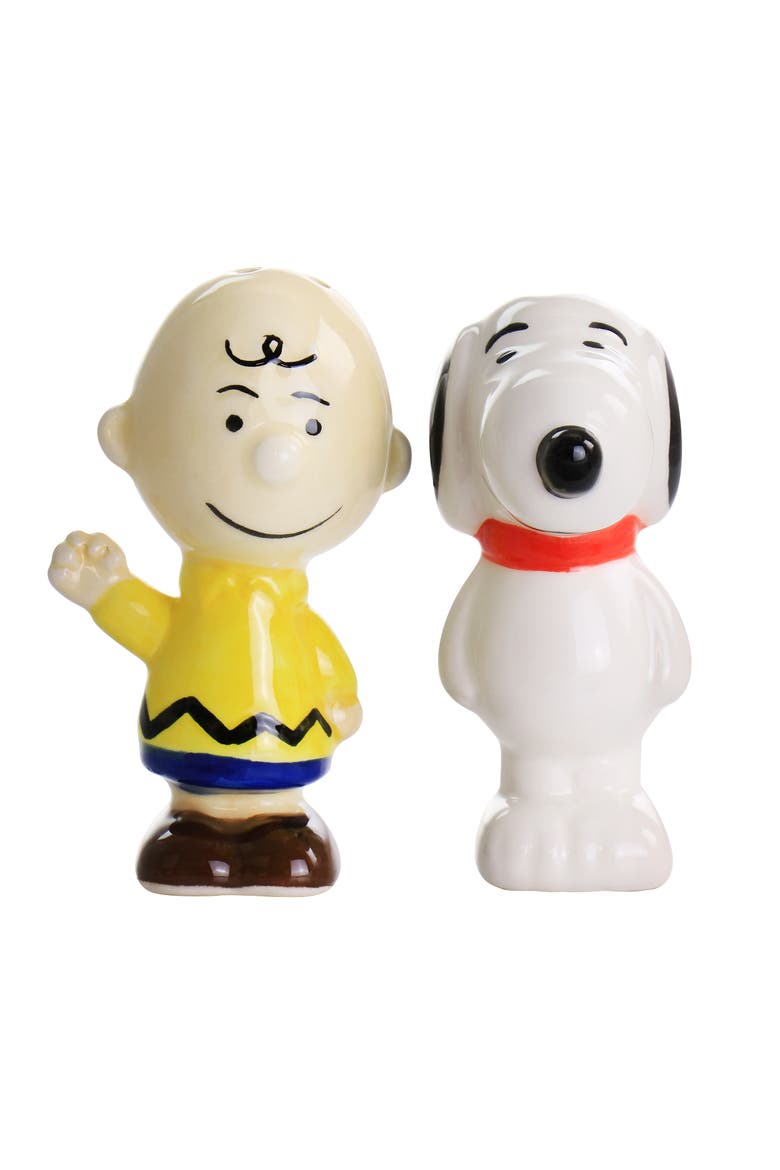 Classical Pals Charlie Brown and Snoopy Figurine Salt and Pepper Shaker Set, Main, color, Multi