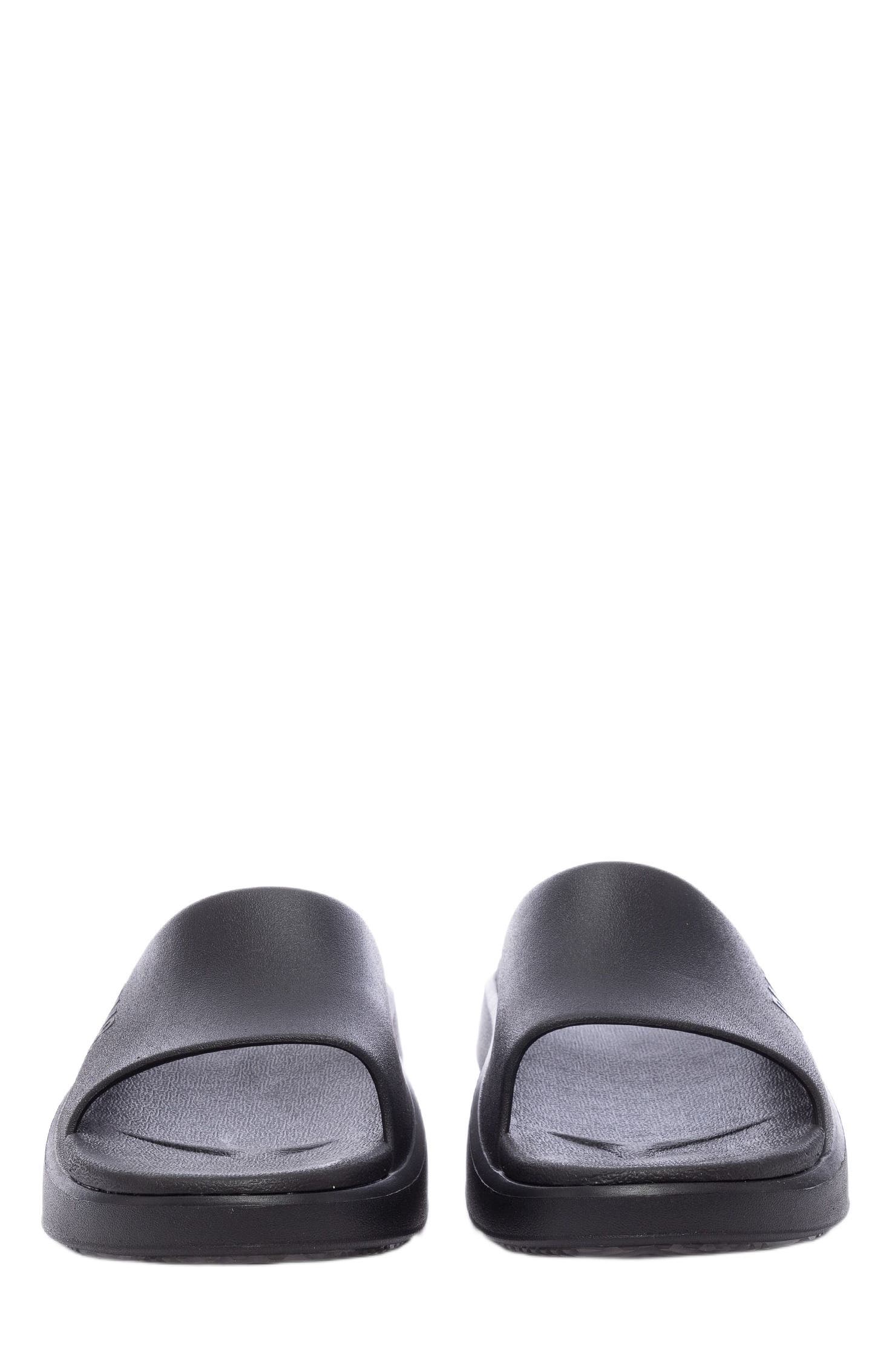 P448 Riviera Slip-On, Alternate, color, Black